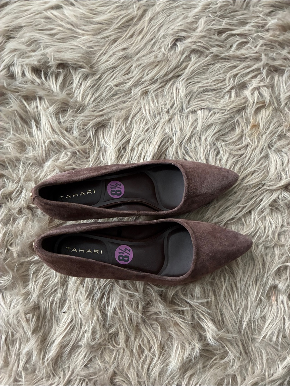 Tahari Chocolate Brown Suede Pointed Toe Pumps just try on like new
